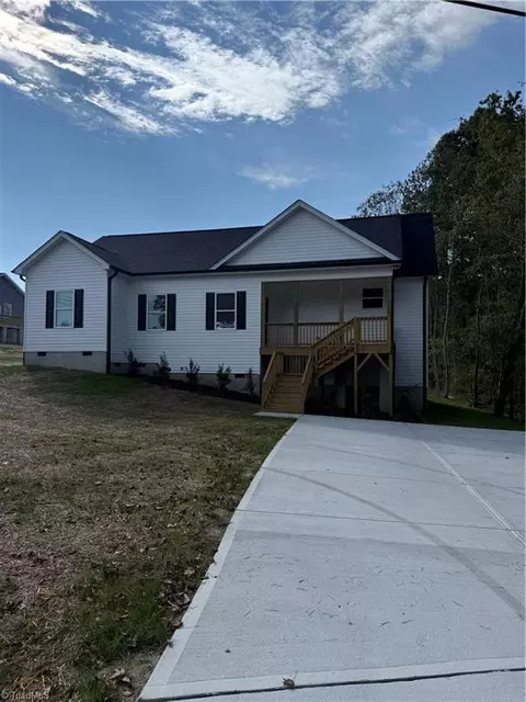 2032 W Nc Highway 62, Burlington, NC 27215