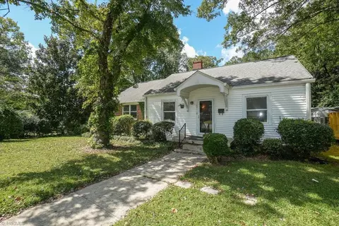 1001 Sykes Ave, Greensboro, NC 27405