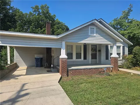 705 Liberty St E, Salisbury, NC 28144 photo 1