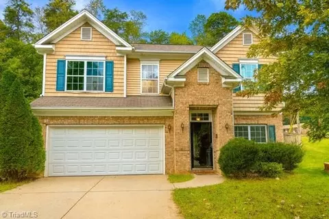 3717 Whitworth Dr, Greensboro, NC 27405
