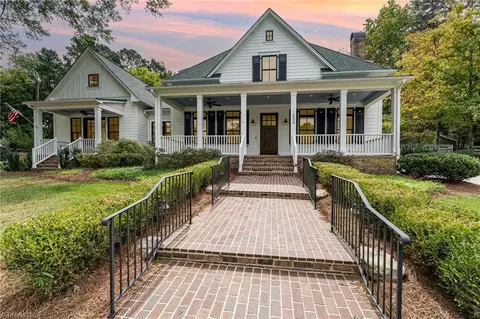 1854 Runnymede Rd, Winston Salem, NC 27104