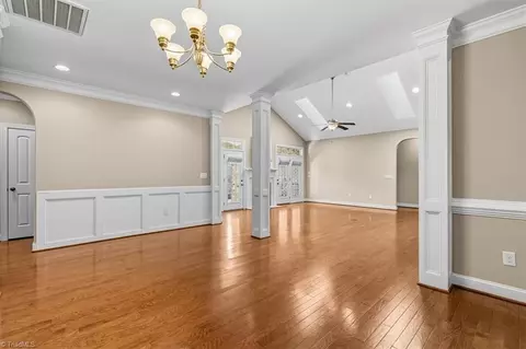 720 Carneros Cir, High Point, NC 27265 photo 5