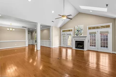720 Carneros Cir, High Point, NC 27265 photo 8