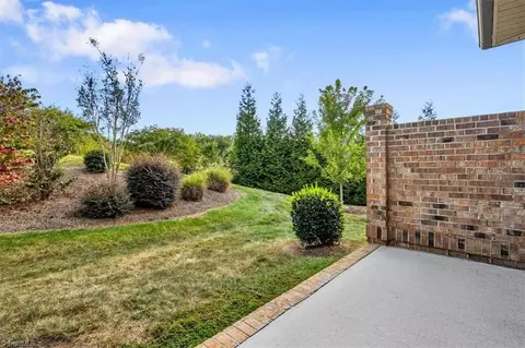 720 Carneros Cir, High Point, NC 27265 photo 31