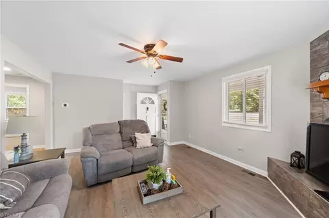 Living - 2919 Ingleside Dr, High Point, NC 27265 photo 3 of 3