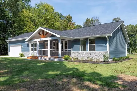 2009 Deep River Rd, High Point, NC 27265