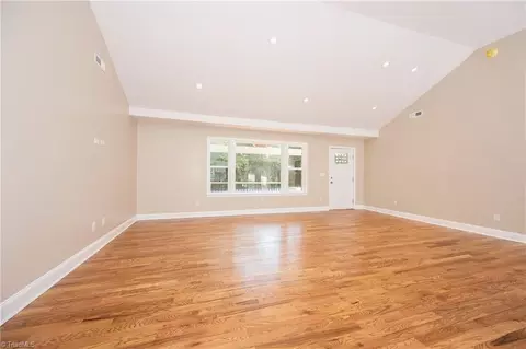 Living - 2009 Deep River Rd, High Point, NC 27265 photo 4 of 5