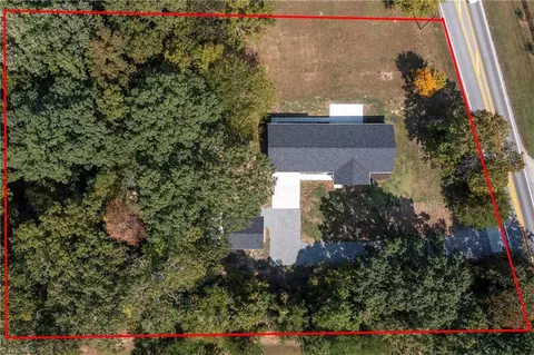 View/Area - 2009 Deep River Rd, High Point, NC 27265 photo 5 of 5