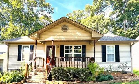107 A Millikin St, Greensboro, NC 27405