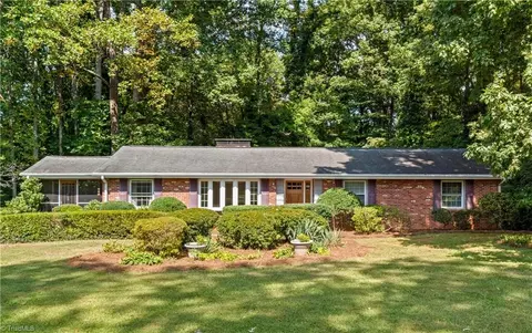 3617 Benchley Rd, Winston Salem, NC 27106