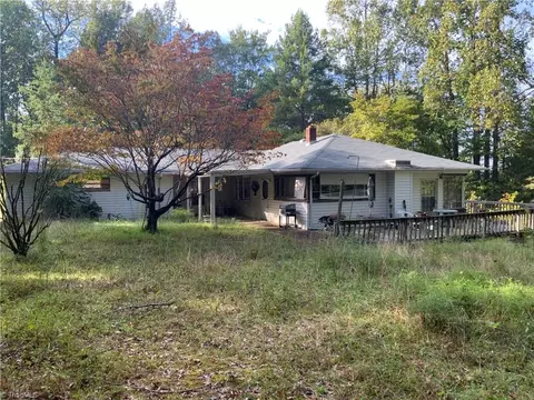 2599 Old Thomasville Rd, Winston Salem, NC 27107