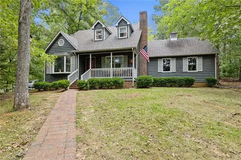 894 Greencastle Rd, Asheboro, NC 27205