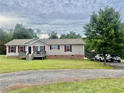 690 Snead Rd, Stoneville, NC 27048