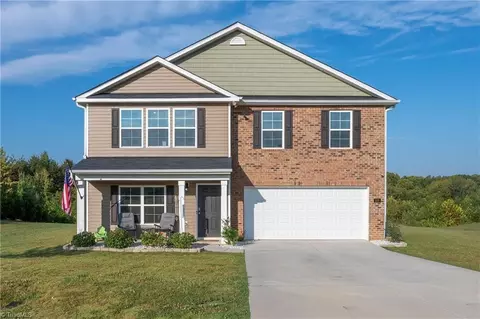229 Rebecca Ave, Lexington, NC 27295
