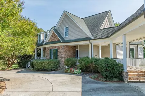 6602 Coltrane Mill Rd, Greensboro, NC 27406