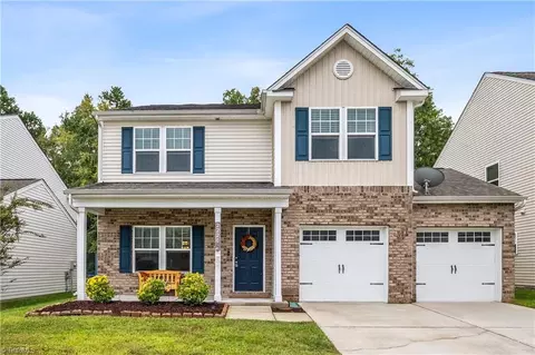 2220 Owls Nest Trl, Mcleansville, NC 27301