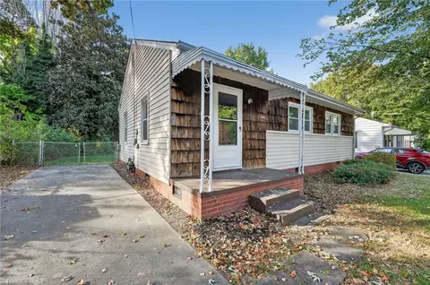 2430 Lexington Ave E, High Point, NC 27262