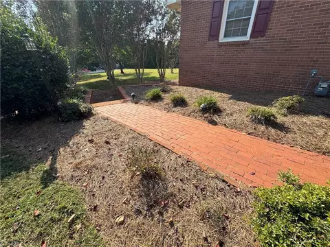 Exterior - 112 Pilot View Dr, King, NC 27021 photo 27 of 28