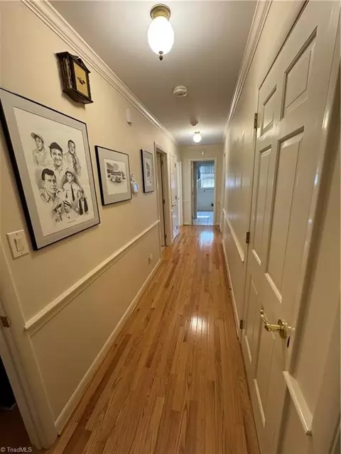 Entry Way - 112 Pilot View Dr, King, NC 27021 photo 2 of 2