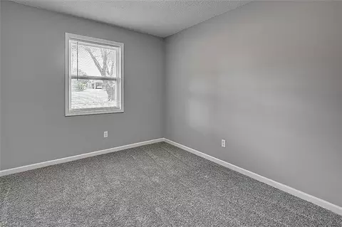 Bedroom - 4124 Skyview Ct, Trinity, NC 27370 photo 3 of 3