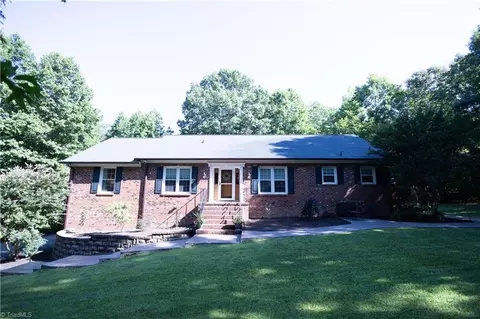 6779 Brookbank Rd, Summerfield, NC 27358