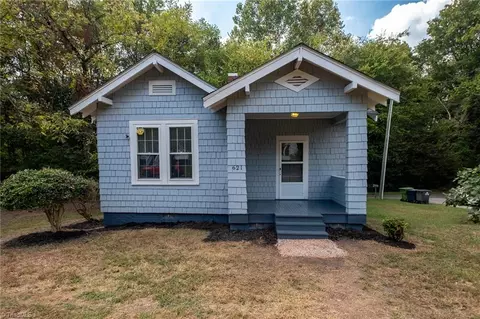 621 Park Cir, Lexington, NC 27295