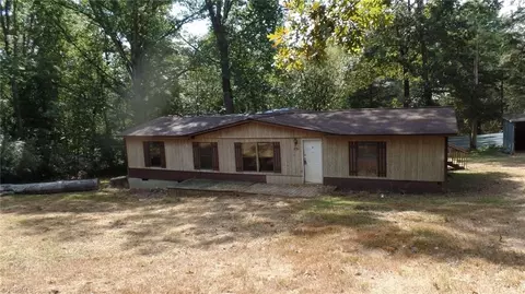 136 Gaston Ln, Elkin, NC 28621