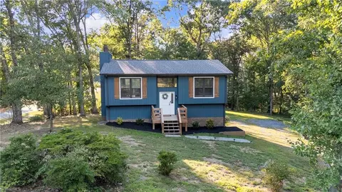 5810 Tysinger Dr, Greensboro, NC 27406