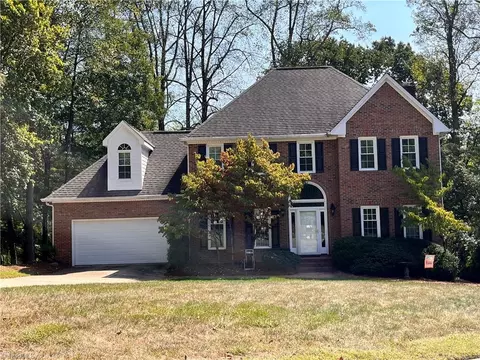 2702 Red Gate Ct, Jamestown, NC 27282