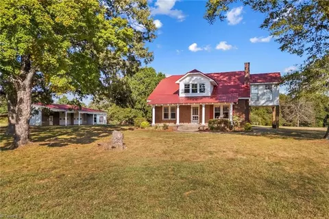 3796 Enochville Rd, Kannapolis, NC 28081
