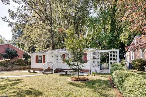 3007 Masonic Dr, Greensboro, NC 27403