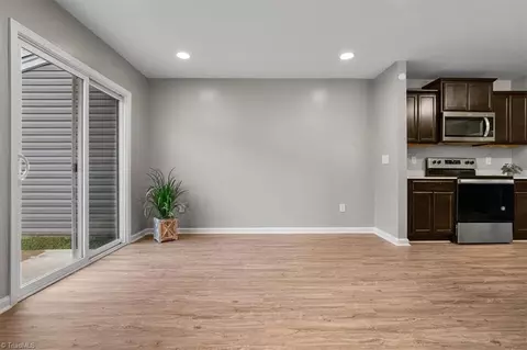 Living - 3906 Copperfield Ct, High Point, NC 27265 photo 3 of 4