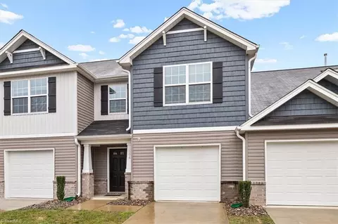 Exterior - 3906 Copperfield Ct, High Point, NC 27265 photo 4 of 7