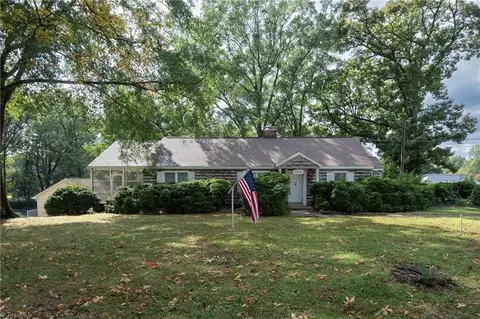1314 Ebert St, Winston Salem, NC 27103