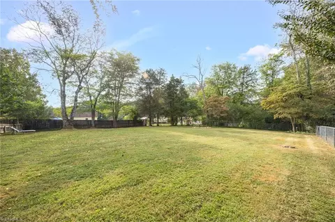 Exterior - 3151 Broadview Dr, Pfafftown, NC 27040 photo 4 of 5