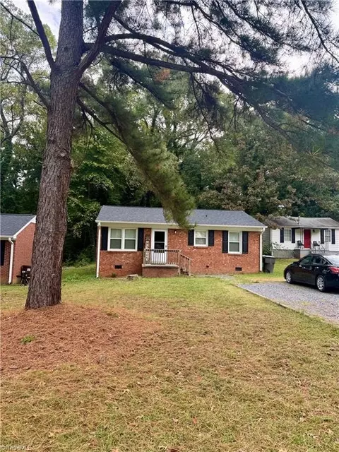 1605 Pershing St, High Point, NC 27260