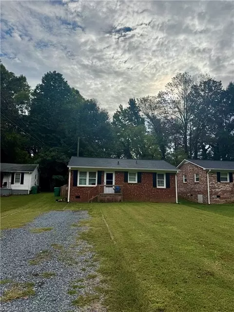 1609 Pershing St, High Point, NC 27260