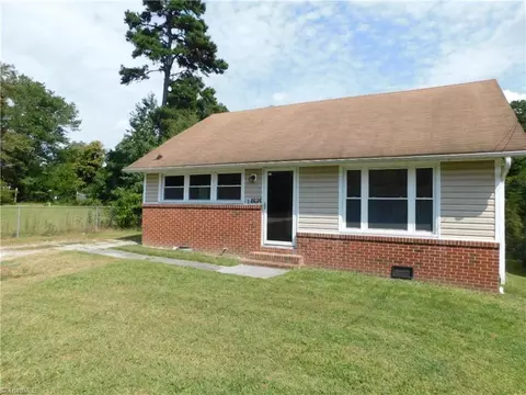 1815 Sechrest Cir, High Point, NC 27263