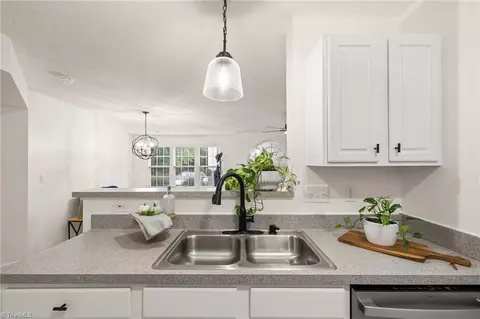 140 James Rd #1 D, High Point, NC 27265 photo 14