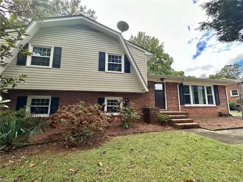 2302 Gordon Rd, High Point, NC 27265