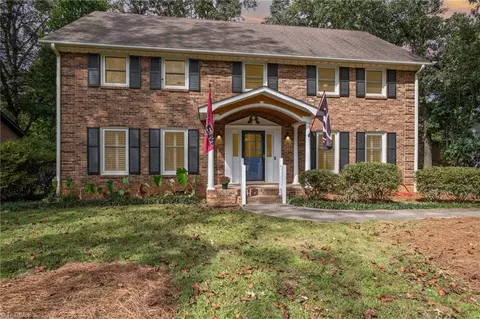 2007 La Dora Dr, High Point, NC 27265