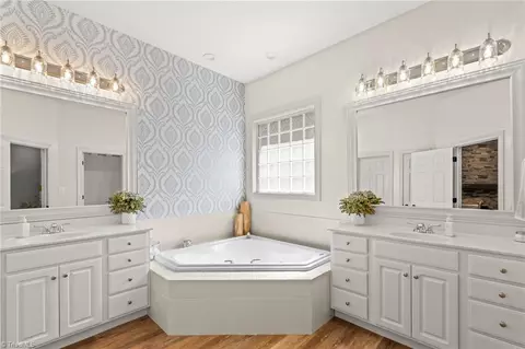 Bath - 5995 Lacey Ct, Trinity, NC 27370 photo 1 of 6