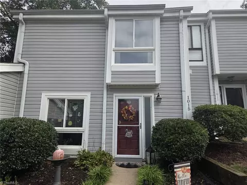 1015 Turtle Rock Ln, Winston Salem, NC 27104
