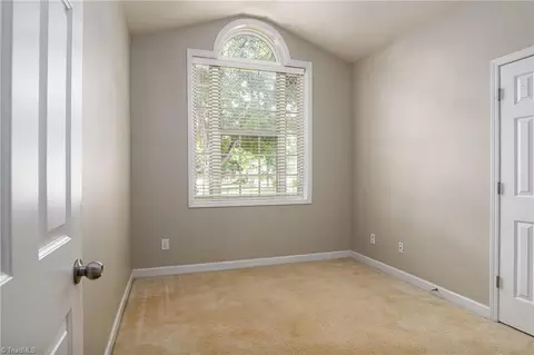 Bedroom - 2464 Birch View Dr, High Point, NC 27265 photo 2 of 4