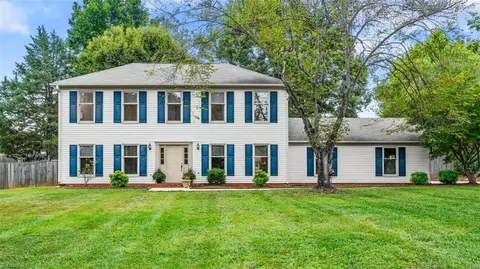 1375 Spring Hill Cir, Kernersville, NC 27284