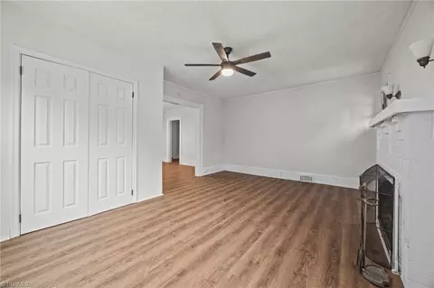 Living - 1012 Meredith St, High Point, NC 27260 photo 4 of 8