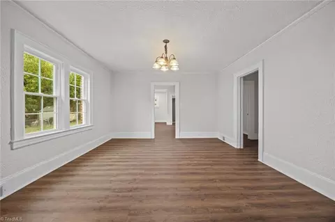 Living - 1012 Meredith St, High Point, NC 27260 photo 5 of 8