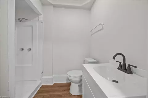 Bath - 1012 Meredith St, High Point, NC 27260 photo 1 of 1