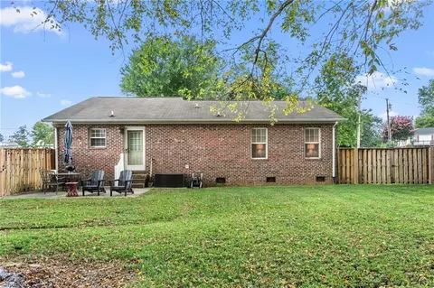 Exterior - 4348 Valley View Rd, Thomasville, NC 27360 photo 7 of 7