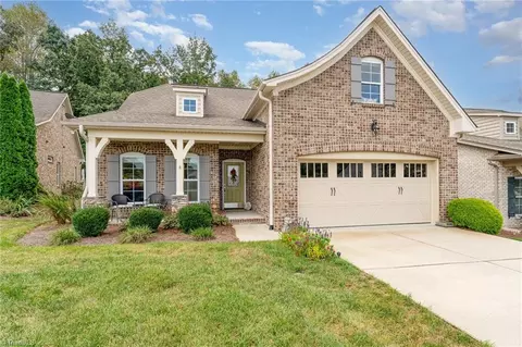 131 Rannoch Ct, Winston Salem, NC 27107